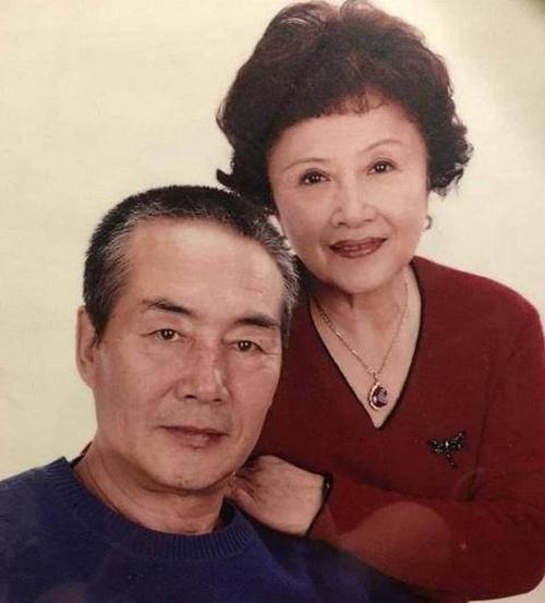 杜源老婆，杜源印度老婆照片(杜源个人资料老婆)