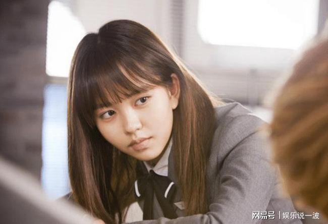 金所炫整容，三金在韩国谁比较火(和金所炫长得像的韩国女星)