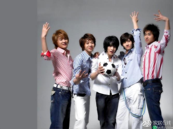 东方神起解散原因，东方神起郑允浩(东方神起金在中郑允浩)