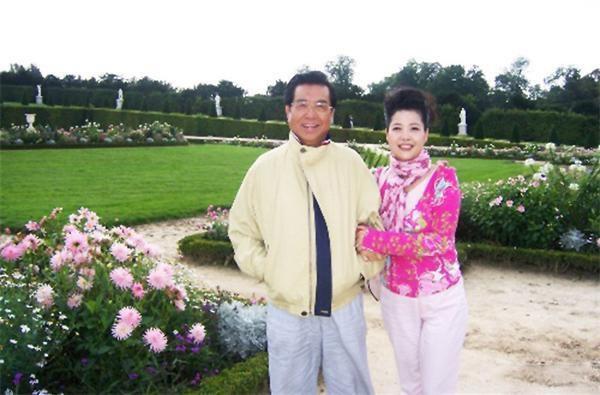 李双江离婚，李双江前妻丁英个人资(李双江和丁英的那个孩子)