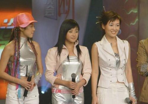 超级女声王q，04年超级女声(2005超级女声前三名)