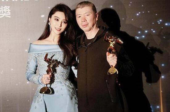 崔永元冯小刚手机事件回顾(手机 冯小刚 崔永元怎么回事)