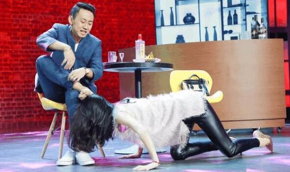 鄂博为什么改名叫鄂靖文(鄂靖文是谁)