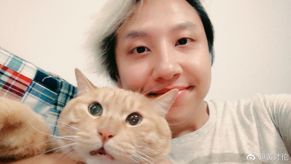 李立群李幼斌很像但不是一个人