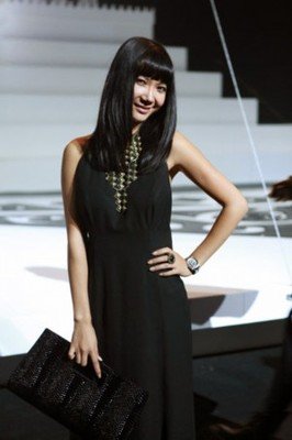 张咪的女儿洛伊现在的情况如何