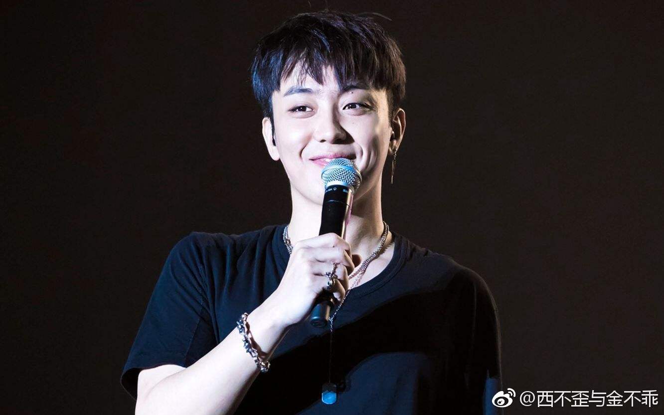 殷志源为什么免除服兵役(殷志源没服兵役)