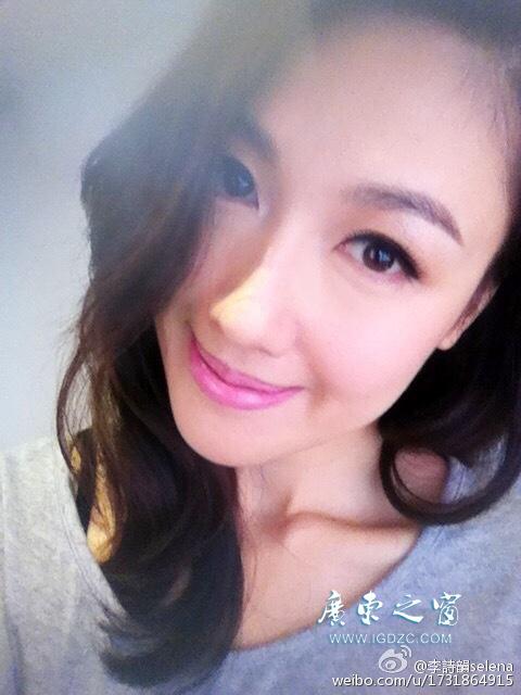 李诗韵为什么改名李施嬅？李施嬅弹琴表情现