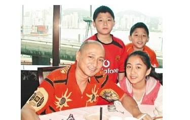 汤镇业儿子，翁美玲和汤镇业什么关(汤镇业和翁美玲恋爱过吗)
