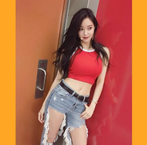 全宝蓝退团后在干嘛现状如何(宝蓝离队了吗)