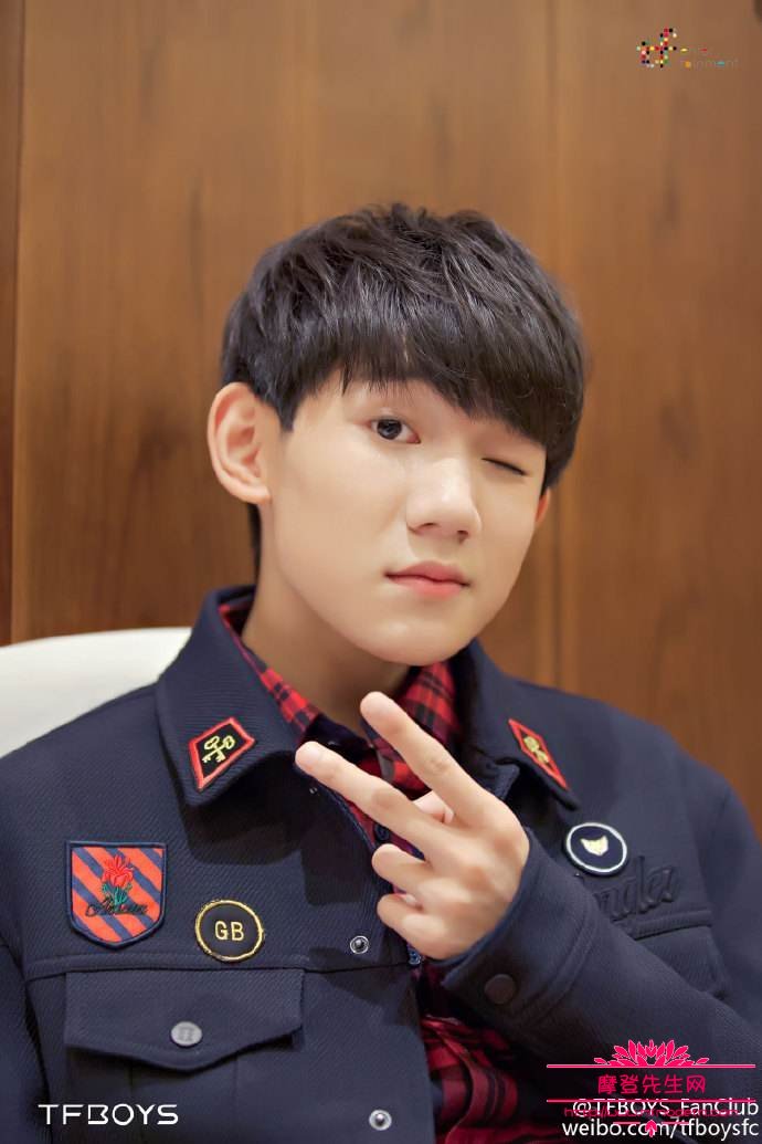 王源为师弟时代少年团写歌(我们的少年时代王源)