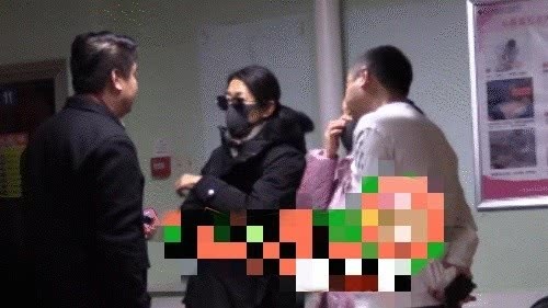 倪萍医院看赵忠祥两人真实关系如何(倪萍去医院探望赵忠祥)