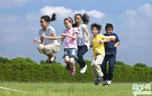 孩子比同龄人瘦矮怎么办(比同龄孩子矮很多怎么办)