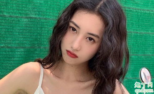 同事老婆对我有意思怎么办(别人的老婆对我有意思)