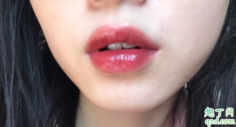 阿玛尼新品水光唇釉503什么颜色(阿玛尼水红色唇釉色号)