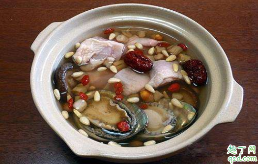 鲍鱼可以炖鸡汤吗(鲍鱼能不能炖鸡汤)