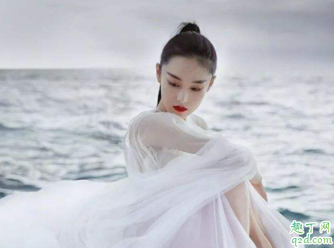 他从火光中走来根据什么小说改编的(他从火光中走来是什么类型的小说)