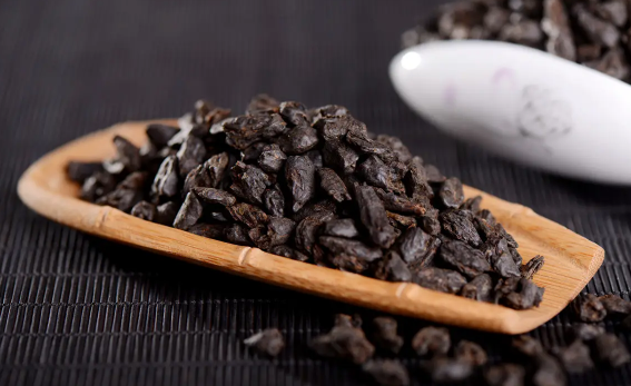 糯米普洱茶的功效与作用(普洱糯米茶的功效与作用及禁忌)