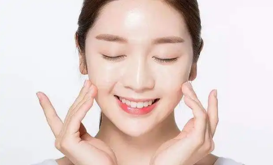 早c晚a为什么越用越黑(早c晚a停用会反黑吗)