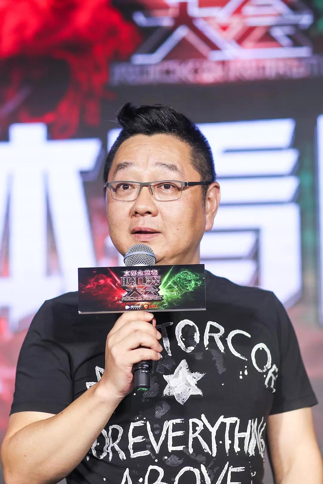 死胖子王建国为什么总打蛋蛋？王建国和张绍
