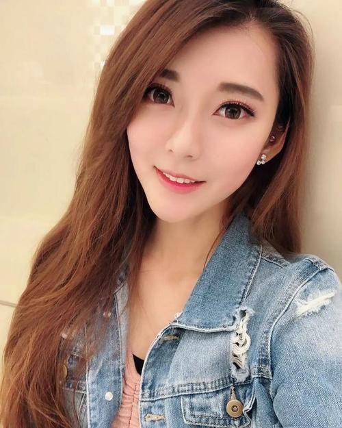 倪雅伦，倪景阳与吴倩莲一模一样(倪景阳和吴倩莲图片对比 长相惊人相似)