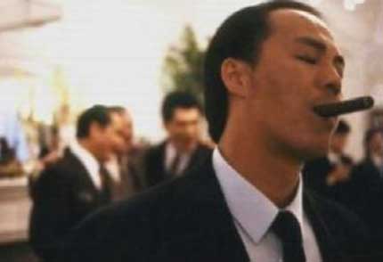 狄威和狄龙是什么关系？狄威为什么叫罗三炮(狄龙和狄莺什么关系)