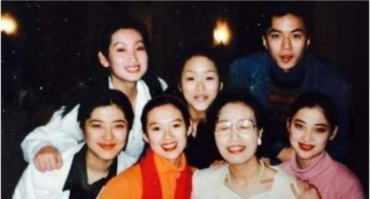 青春同学会王晓晨郑恺哪一期(青春同学会郑恺陈赫是哪一期)