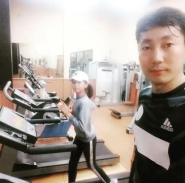 喜欢足球的女生的性格是怎样的？最痴迷足球(喜欢足球的女孩是什么样)