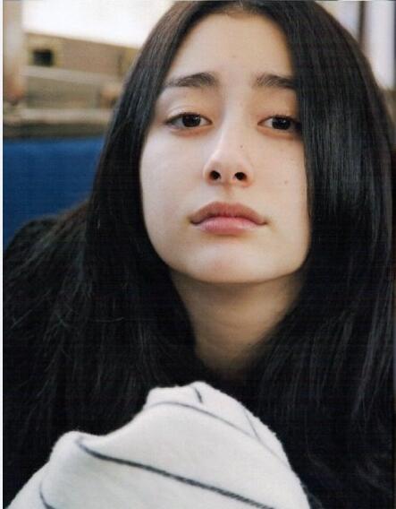 早见明里长得好看吗