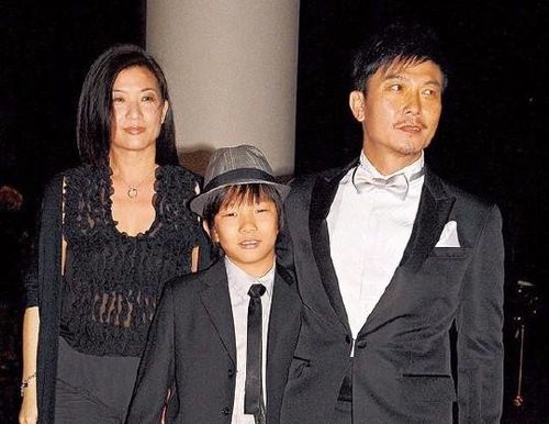 丘倩鸣，钱小豪老婆丘倩鸣属相(钱小豪的妻子丘倩鸣)
