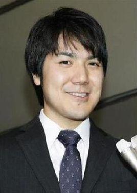 小川亚佐美，阿久津明