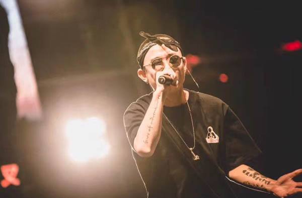 地下rapper为什么恐怖,地下rapper都在哪里表演？　本文共（1167字）