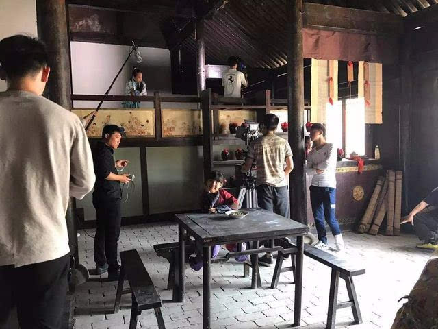 场务人员是做什么的,场务人员工资多少钱一天？　本文共（1216字）