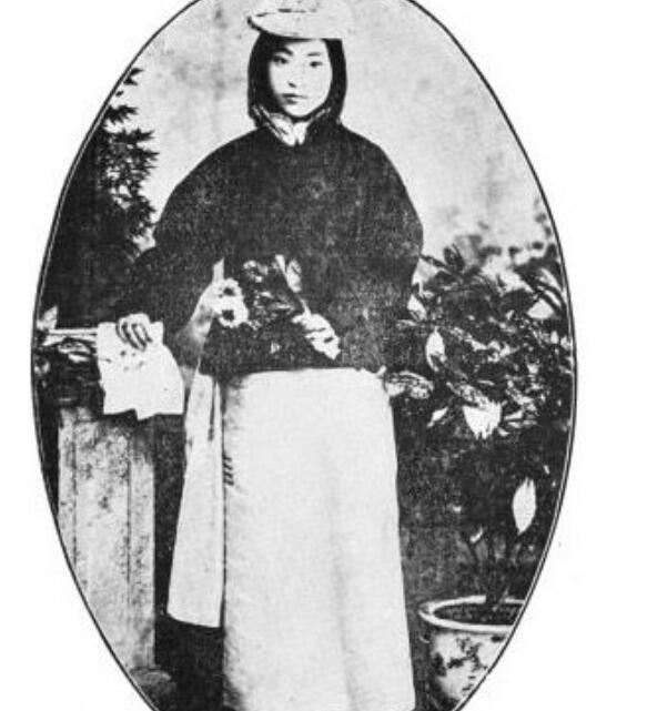 刘喜奎晚年住在哪里,她年轻时候很美的照片组图　本文共（1195字）