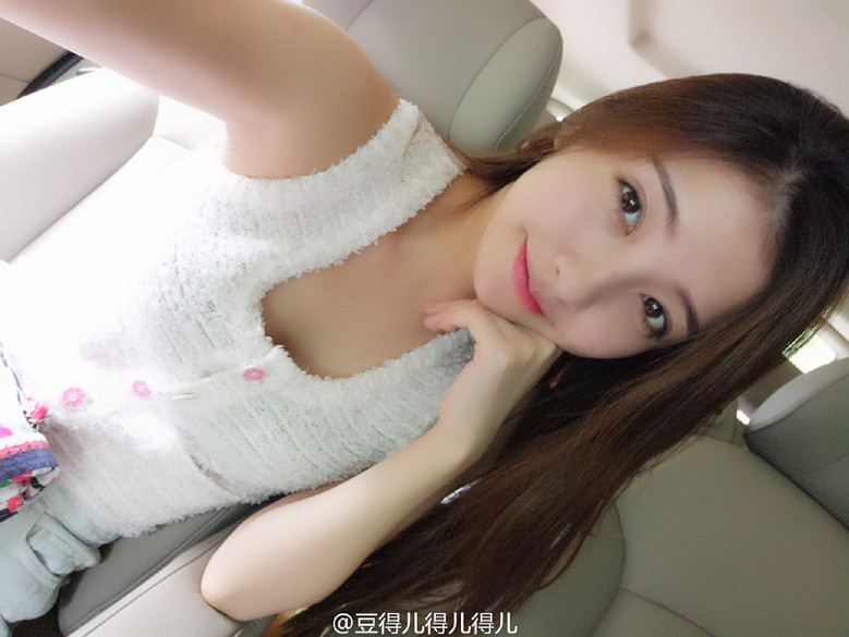 王思聪给豆得儿买了什么车？豆得儿前男友是马若虚　本文共（687字）