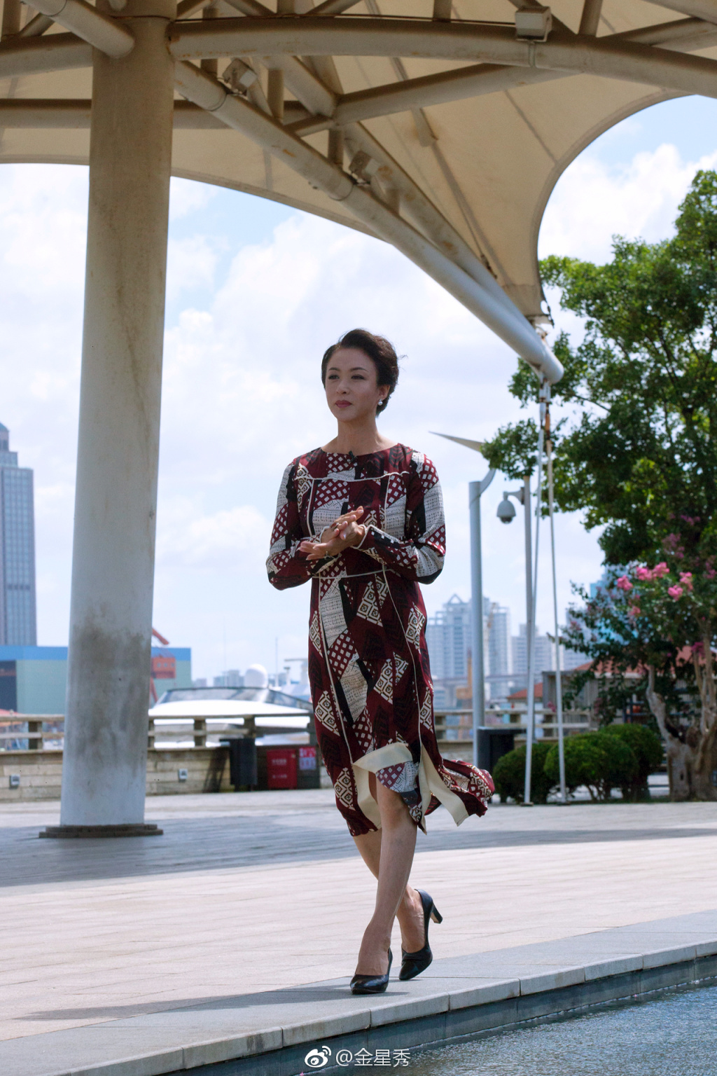肯波琳图片近照,她现在生活如何？　本文共（1093字）