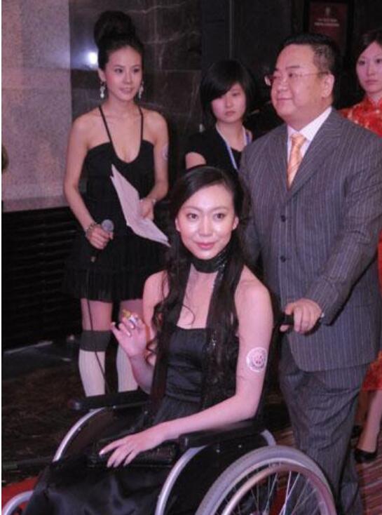郎昆现状如何,郎昆现和谁在一起？　本文共（1010字）