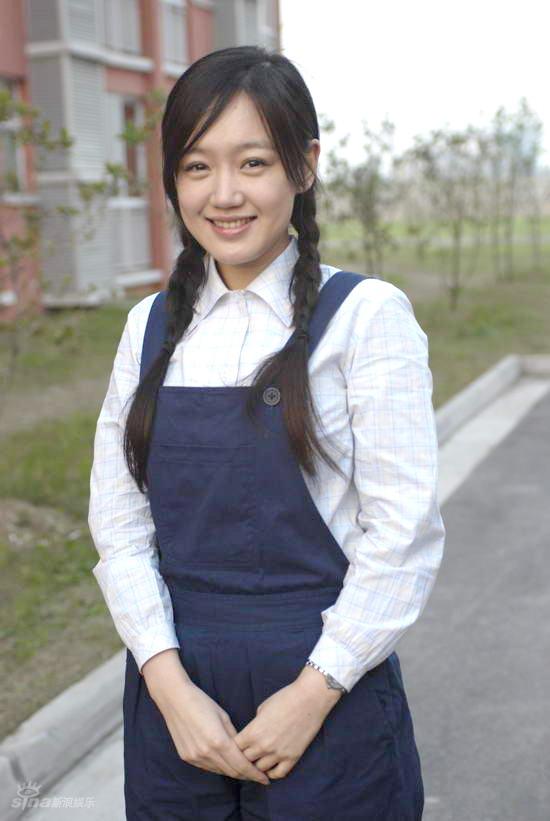 薛佳凝为什么叫哈妹,她的嘴是不是有点歪？　本文共（1189字）