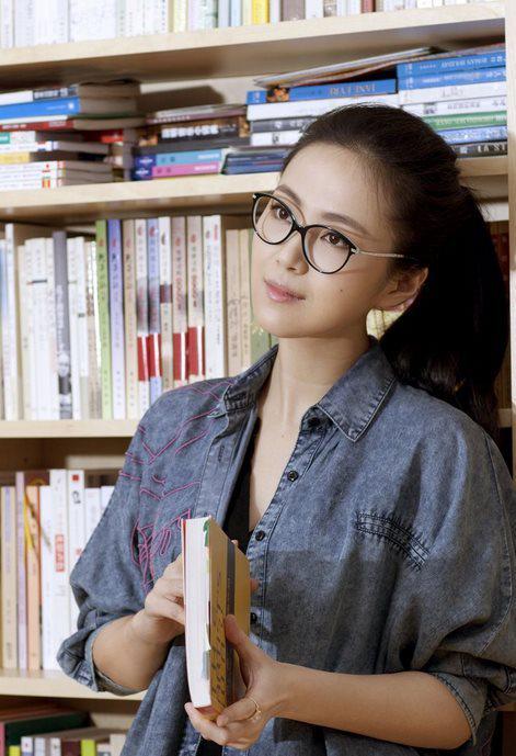 董冬冬为什么怎么厉害？董冬冬老婆陈曦填词多少钱一首　本文共（871字）