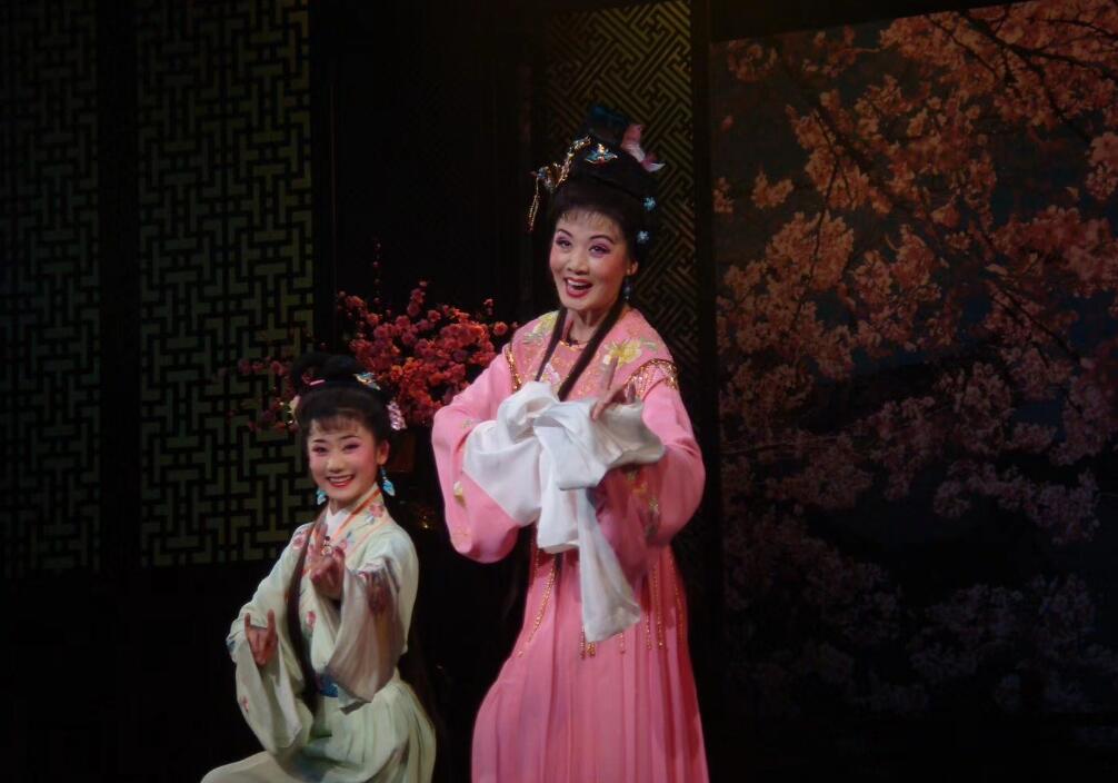 韩再芬现状如何,30年前的韩再芬真美　本文共（962字）