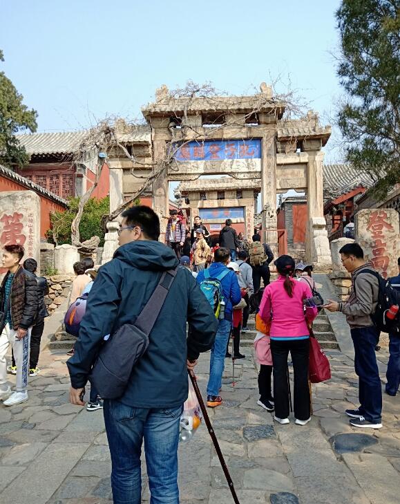 登泰山有什么忌讳,爬泰山为什么不能到顶？　本文共（944字）