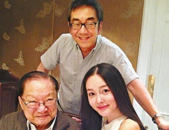 盛朗熙和徐璐对比照,盛朗熙是怎么走红的？　本文共（908字）