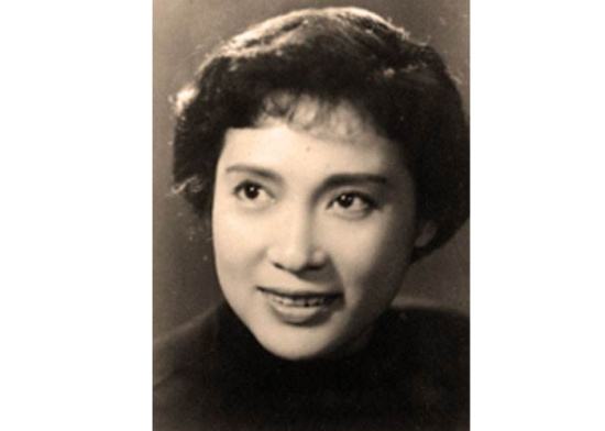 秦怡女儿金恒斐现状,秦怡年轻时候的照片组图　本文共（590字）