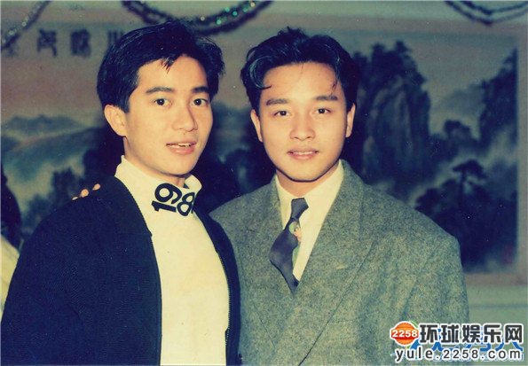 陈百强为什么会吃毒药？陈百强死亡现场灵异照片　本文共（851字）