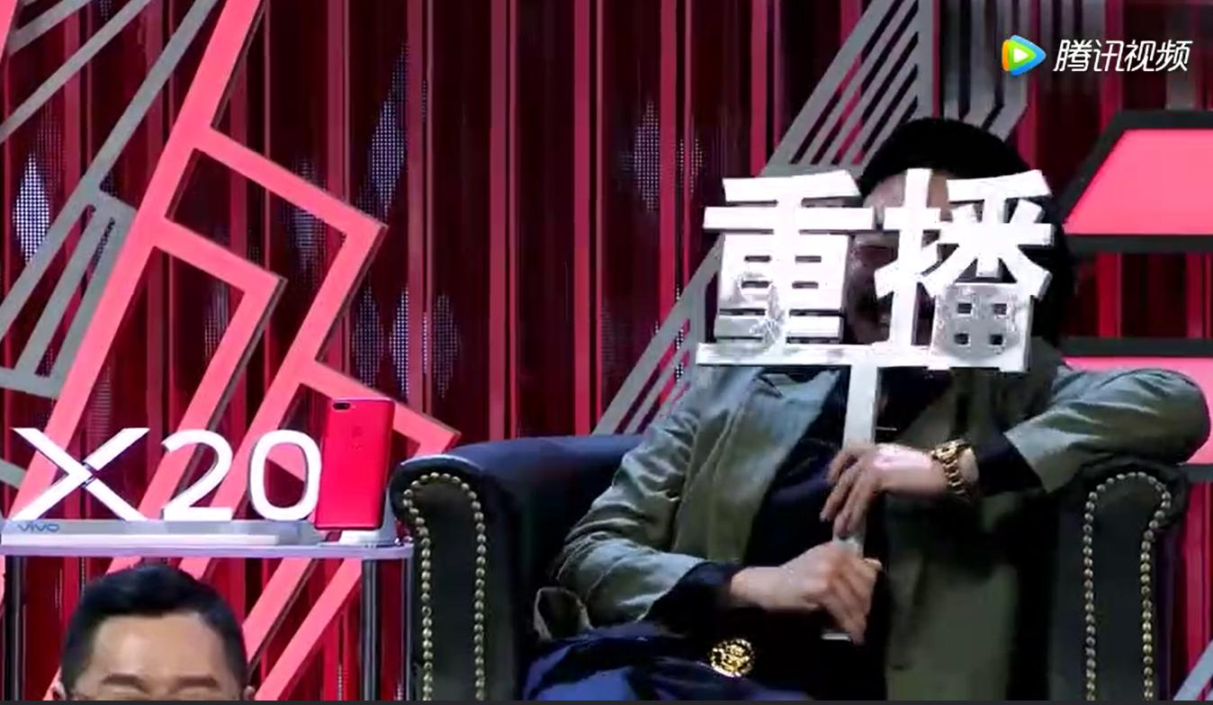 臧鸿飞春晚被挡脸图片,他为什么叫滚圈黄页？　本文共（1383字）