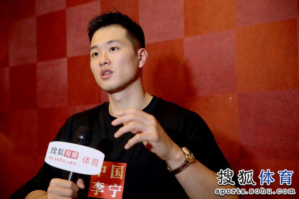 孟铎女朋友照片,孟铎现在的年薪多少钱？　本文共（1009字）