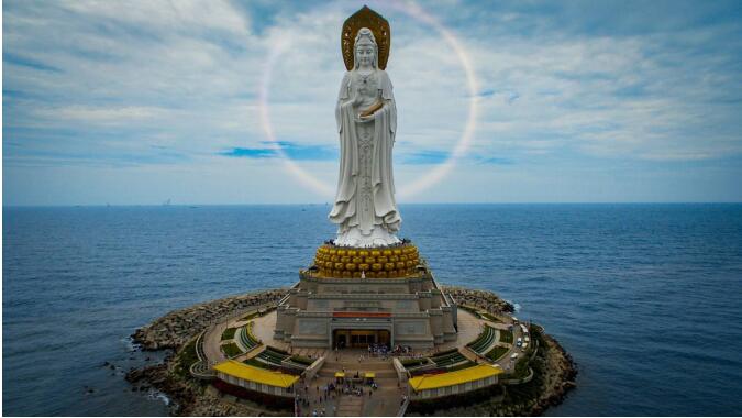 海南南海观音是空心的还是实心的,南海观音为什么是三面？　本文共（914字）