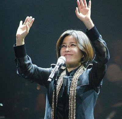韩国地位最高的女歌手是谁,盘点韩国四大神级歌手　本文共（1352字）