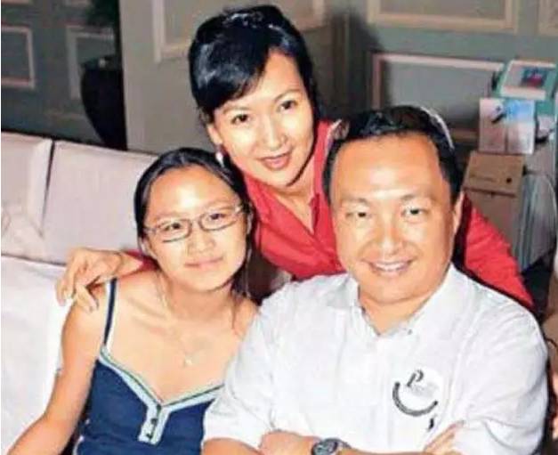 关之琳和陈美琪老公啥关系,关之琳结婚了吗现在？　本文共（980字）