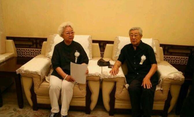 王心刚最近的情况怎样,王心刚为什么有那么多女影迷　本文共（1140字）
