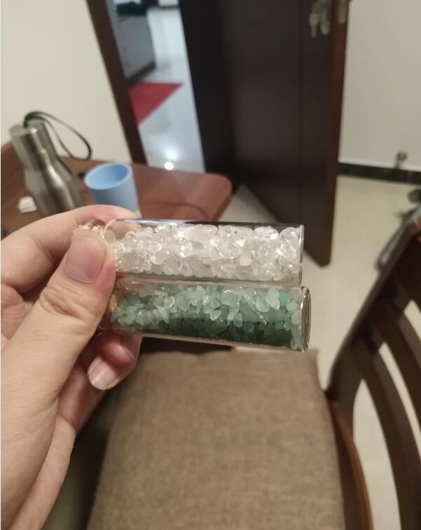 水晶为什么要消磁净化,真水晶和假水晶的对比图片　本文共（1104字）